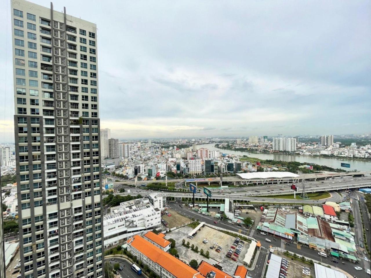 Urban Heights Rentals Landmark 81 Bandar Ho Chi Minh Luaran gambar